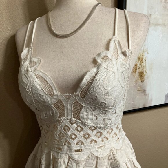 Crochet peplum top - Picture 3 of 4